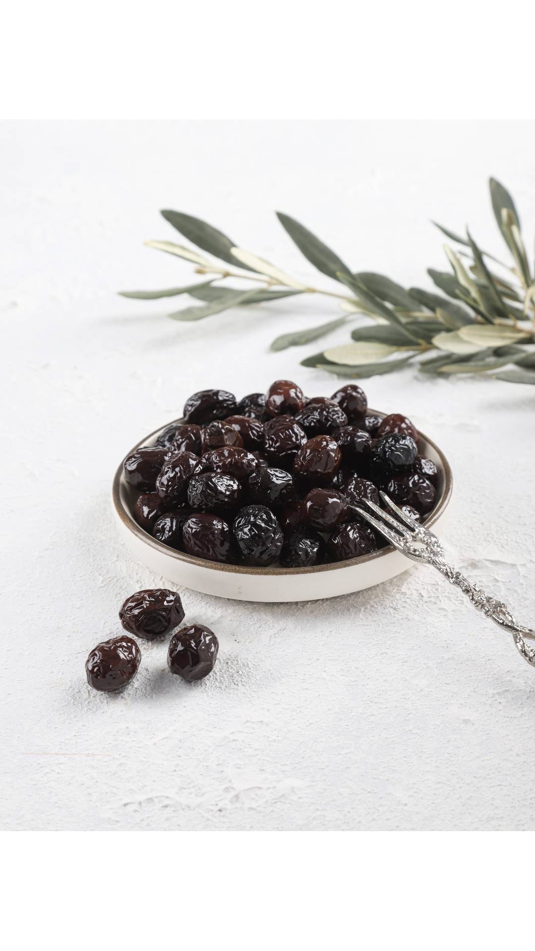 Edremit Çevirme Siyah Zeytin 1KG